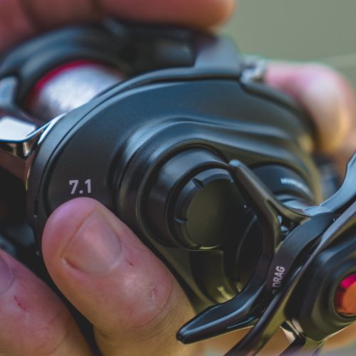 Fishing Reel - Tatula - TATUBF70XH1 - Lifestyle - In Hand - Wide - 001.png